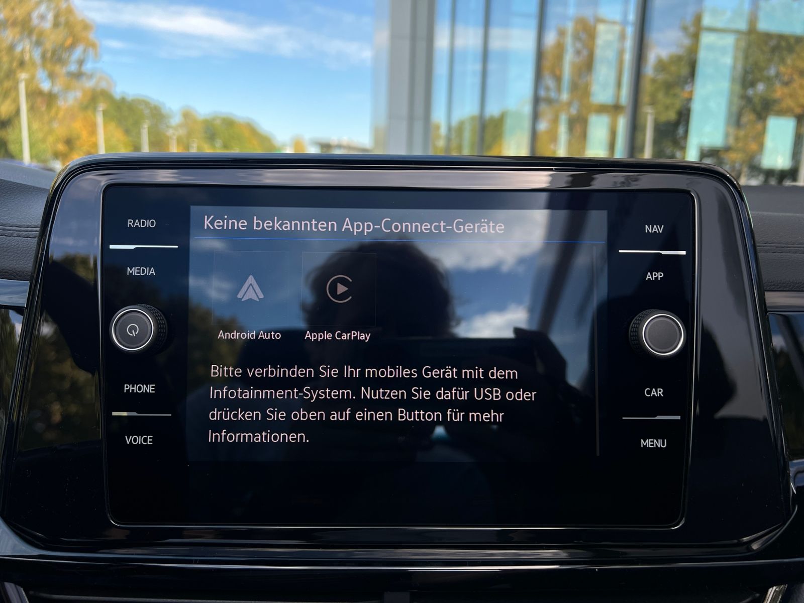 Fahrzeugabbildung Volkswagen T-Roc Cabriolet R-Line 1.5 TSI DSG *AHK, Soundsy