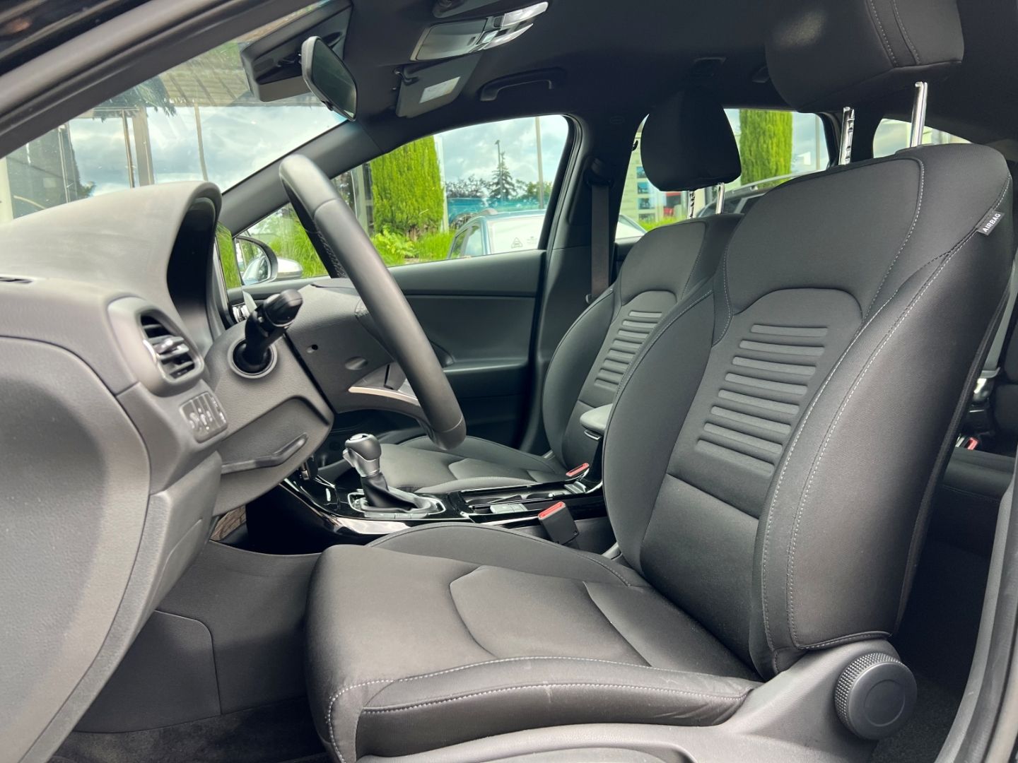Fahrzeugabbildung Hyundai i30 cw Advantage Navi Digitales Cockpit LED Appl