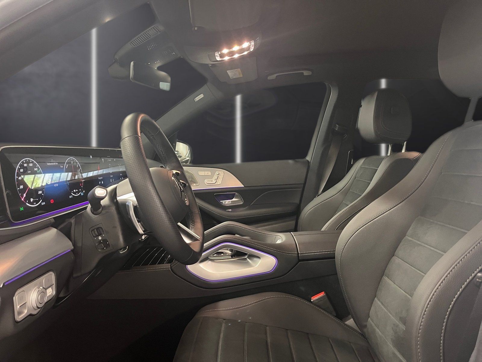 Fahrzeugabbildung Mercedes-Benz GLE 350 de 4M AMG*Distroni*360*Airmatic*AHK*Pano