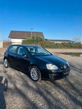 Volkswagen Golf V Lim. GT - Volkswagen Golf: Coupe