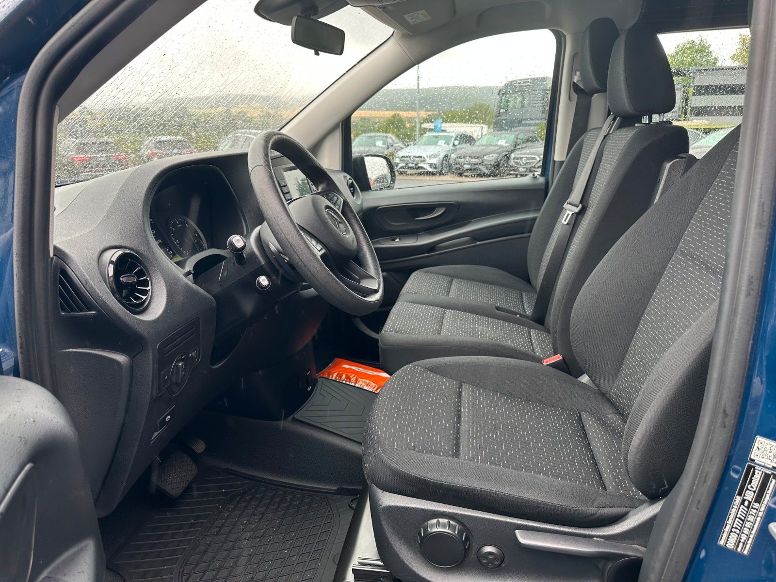Fahrzeugabbildung Mercedes-Benz Vito 119 CDI Tourer 3200 Klima AHK Tempomat