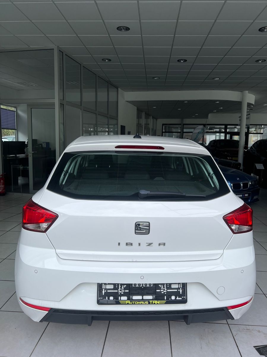 Fahrzeugabbildung SEAT Ibiza 1.6 TDI  Reference*NAVI*CAR-PLAY*ALUFELGEN