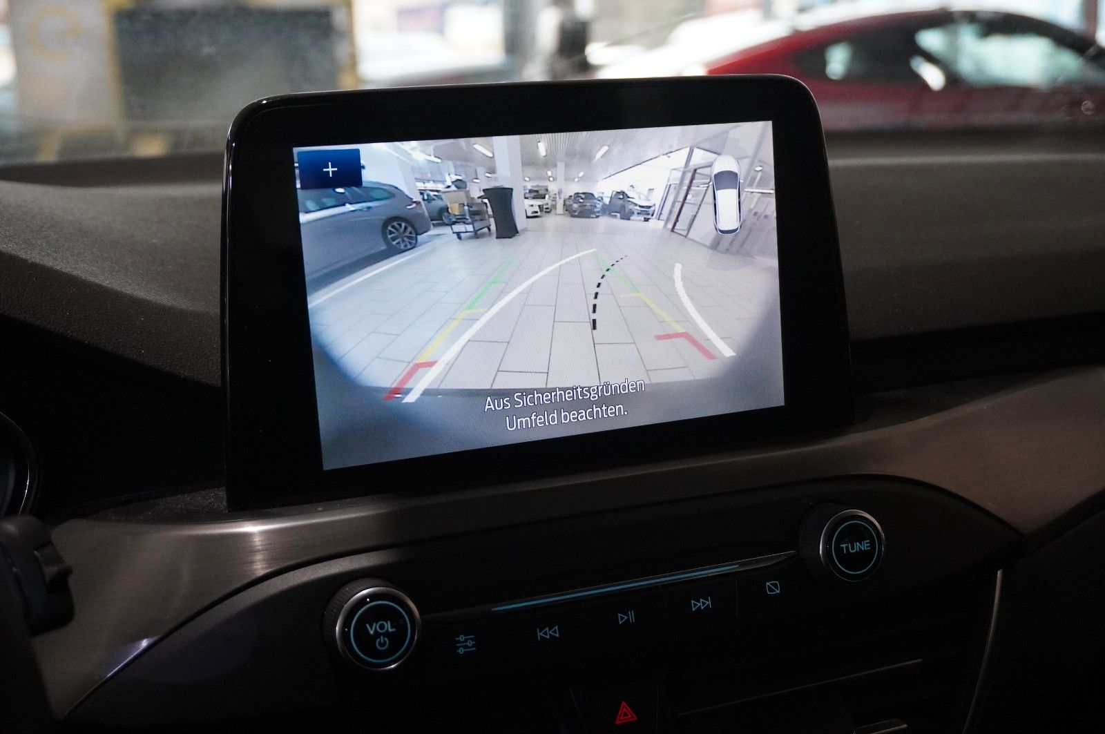 Fahrzeugabbildung Ford Focus Turnier  1.0 TITANIUM X NAVI/LED/KAMERA/SH