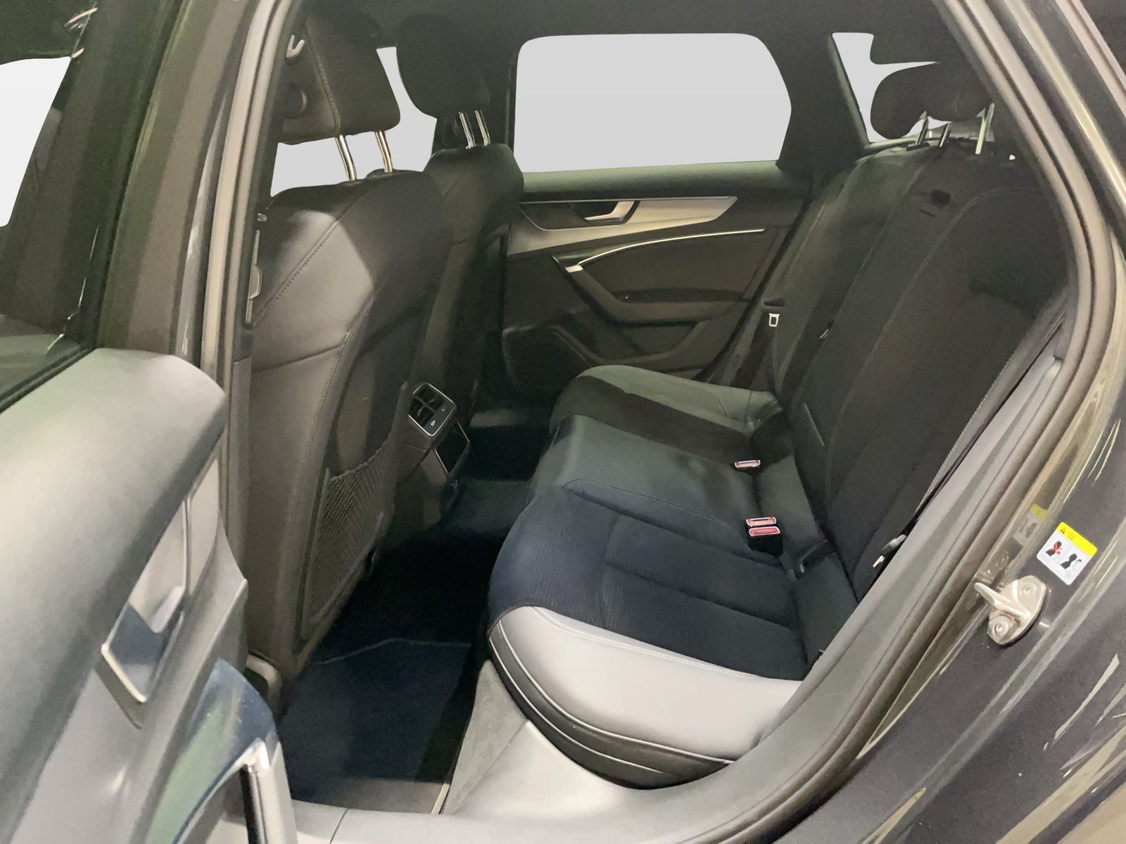 Audi S6 - Bild 9