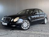 Mercedes-Benz E 280 Avantgarde *Navi,Xenon,Sitzheizung,Aut.* - Mercedes-Benz E 280 mit Benzin-Antrieb: Schiebedach