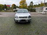 Opel Vectra 2.2 - - Opel Vectra Gebrauchtwagen in Berlin