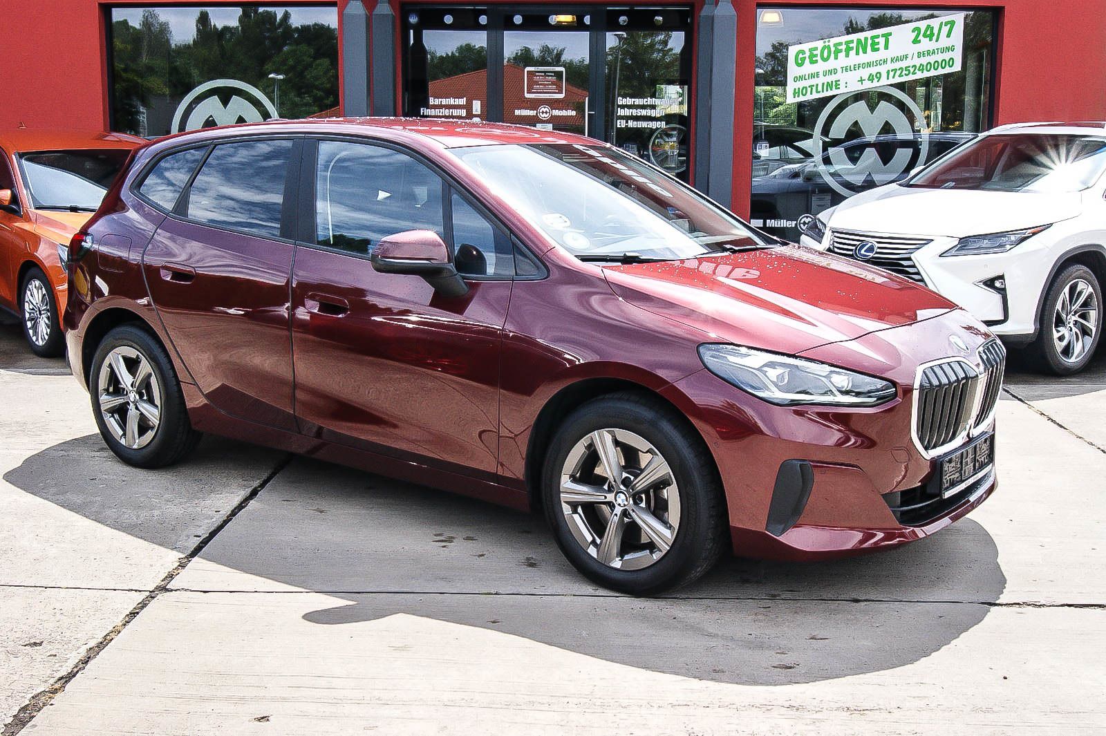 Fahrzeugabbildung BMW 223 Active Tourer i xDrive LEDER HEAD-UP WINTER