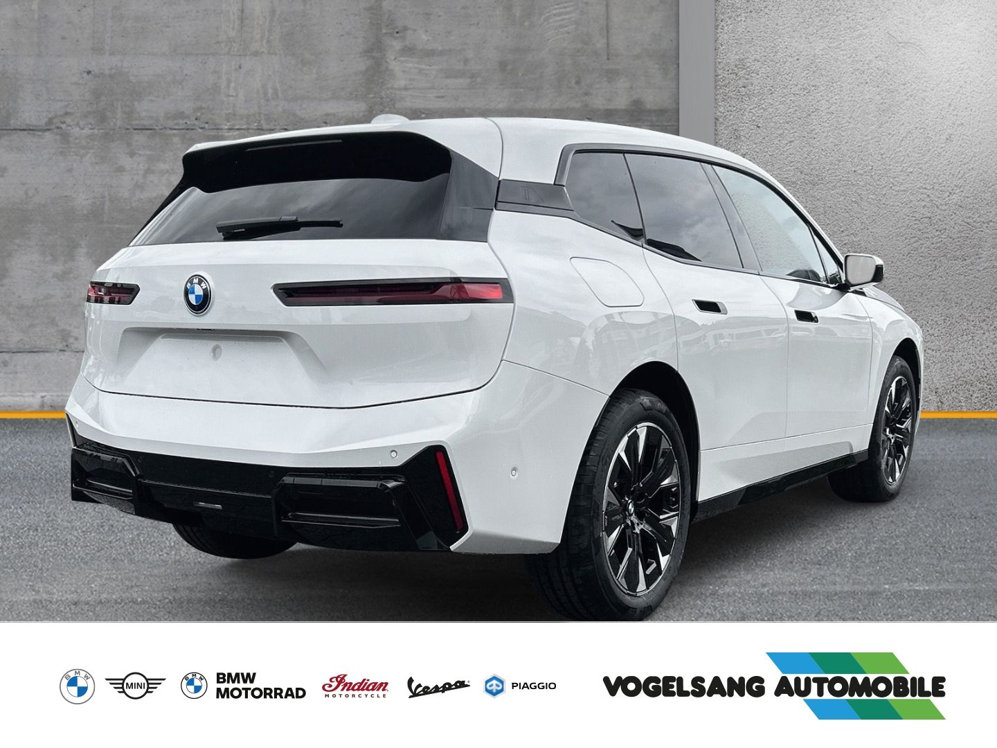 Fahrzeugabbildung BMW iX xDrive45 M Sport 0,25% Dienstwagenversteuerun