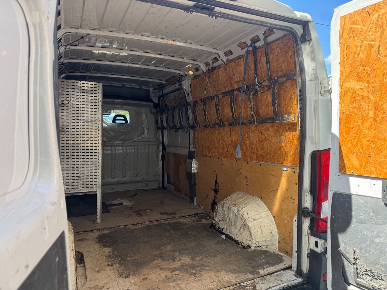Fahrzeugabbildung Fiat  Ducato Grossr.-Kasten 35 130 L4H2 RS: 4035 mm/3