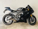 Yamaha YZF-R6 - YAMAHA R6