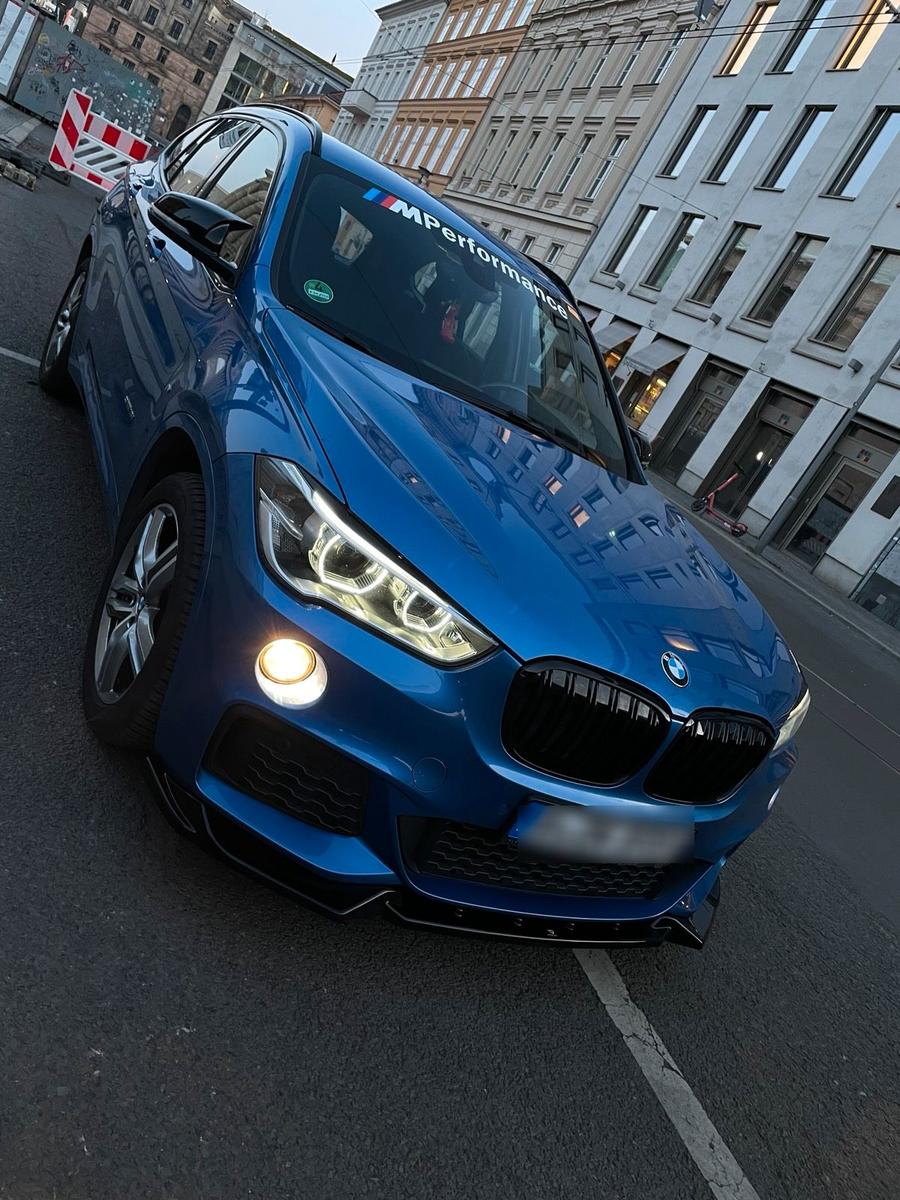 BMW X1