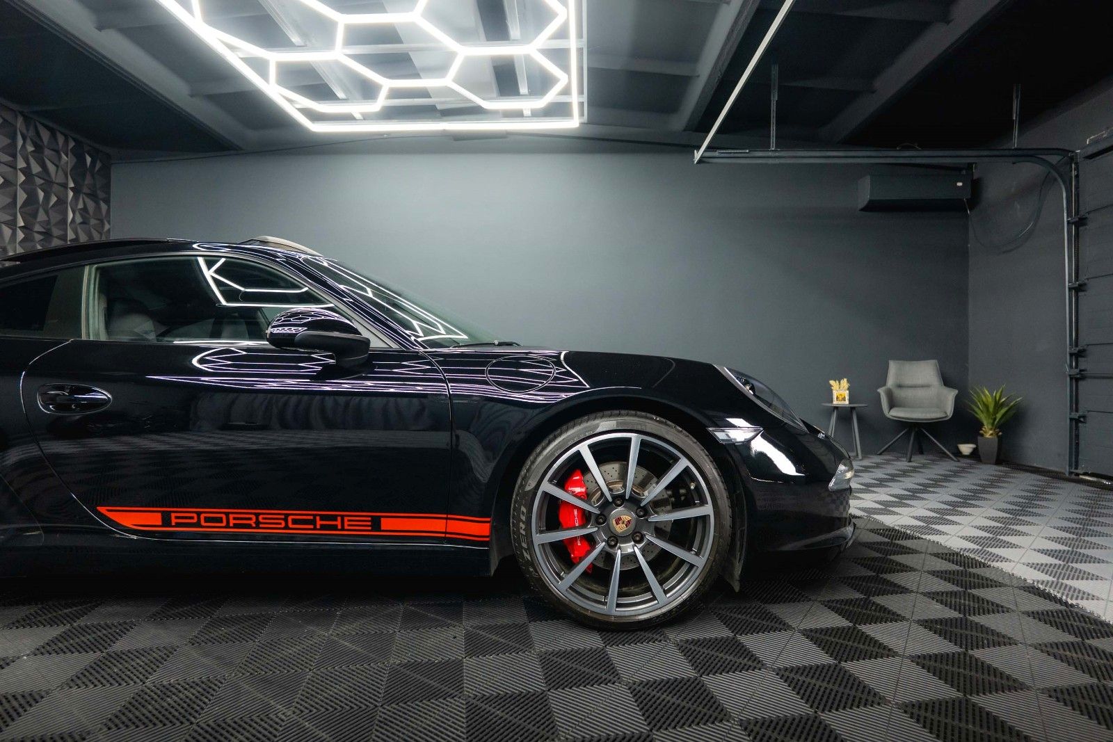 Fahrzeugabbildung Porsche 991 911 Carrera S Black Design Chrono *Pano*LED*