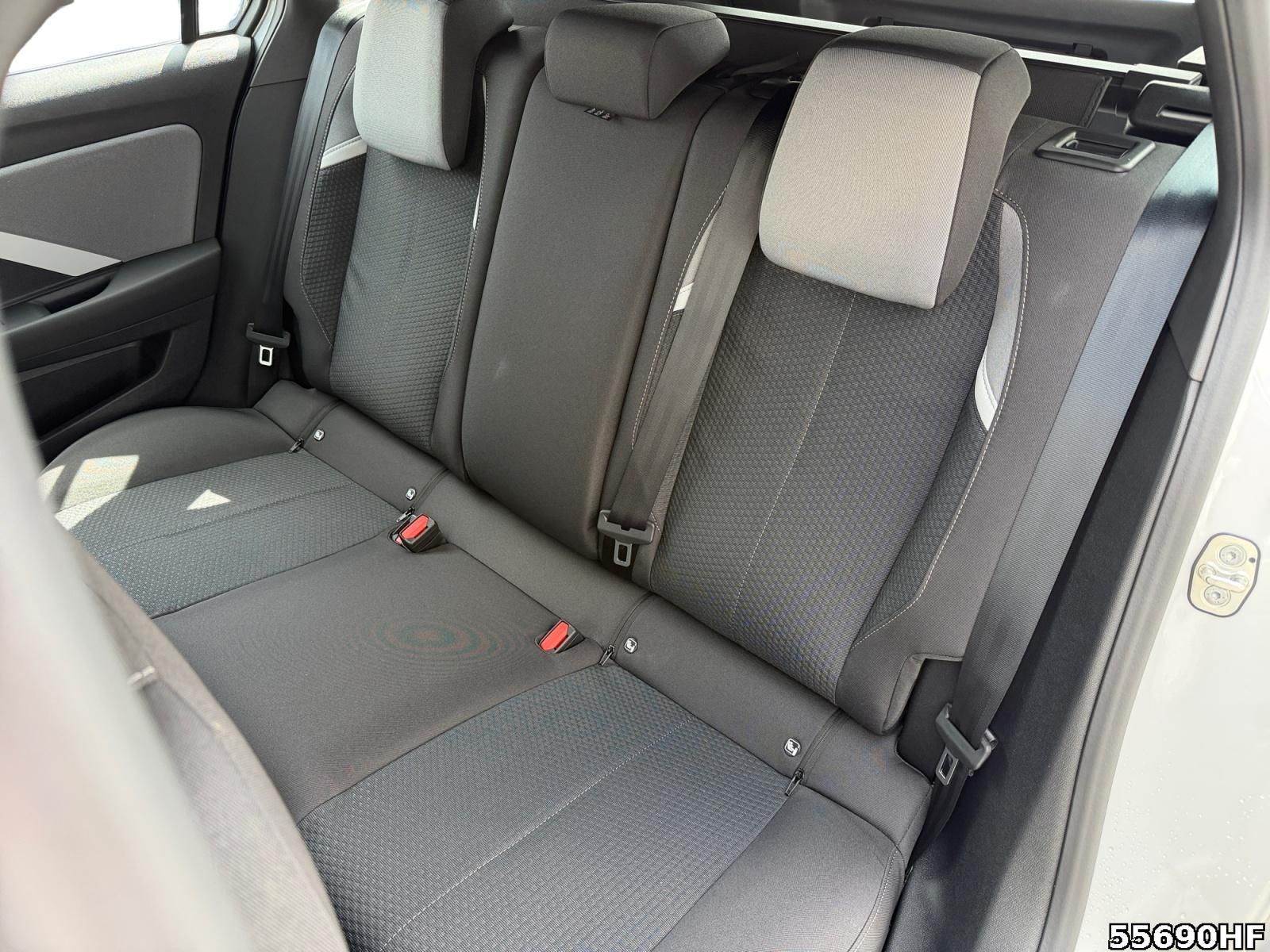 Fahrzeugabbildung Opel Astra L Edition ST*Parksensoren*Carplay*AHK