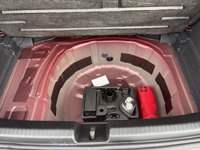 Polo MOVE 1.0TSi 70kW SG LED GJR Navi PDC AppCon