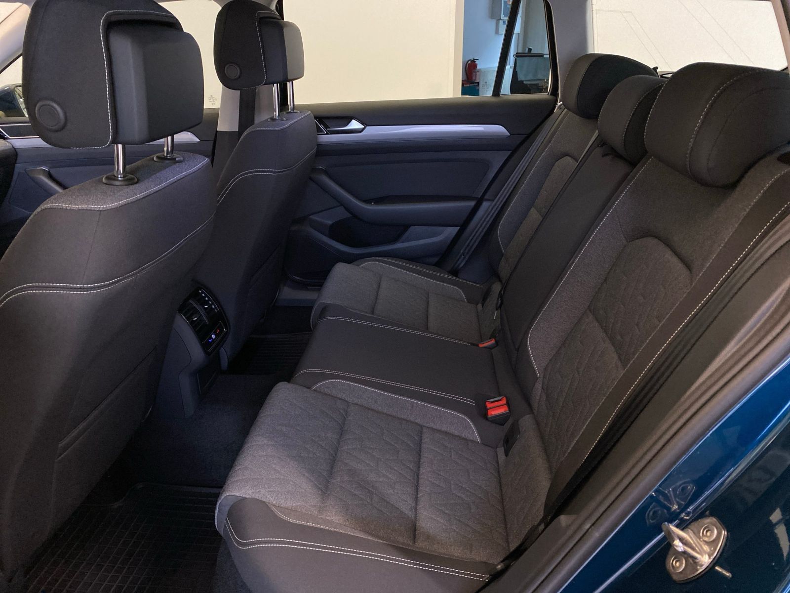 Volkswagen Passat - Bild 8