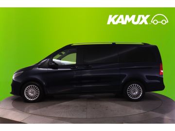 Mercedes V 220 - 6