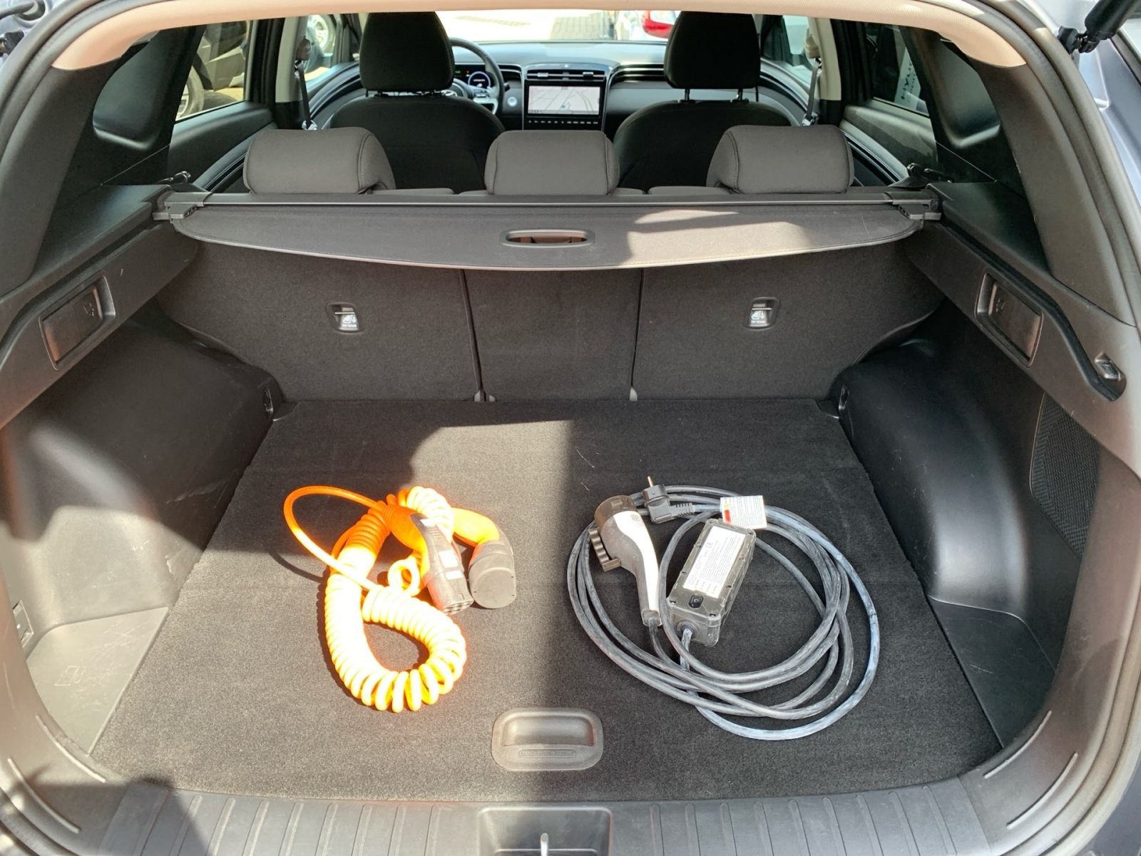 Fahrzeugabbildung Hyundai TUCSON 1.6 T-GDI Trend Plug-In Hybrid 4WD el.HK