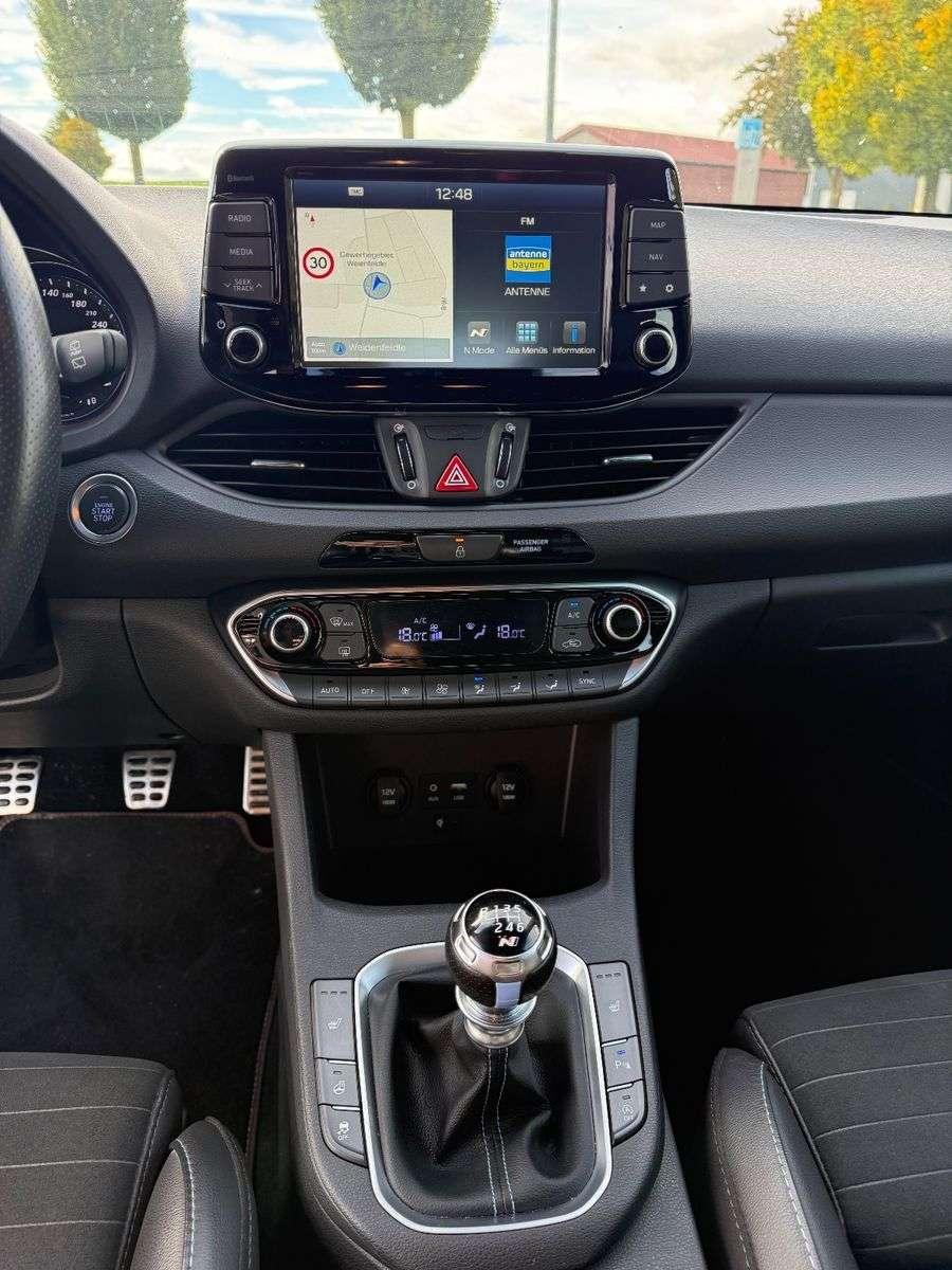 HYUNDAI I30 - N PERFORMANCE - 275 CV - BVM