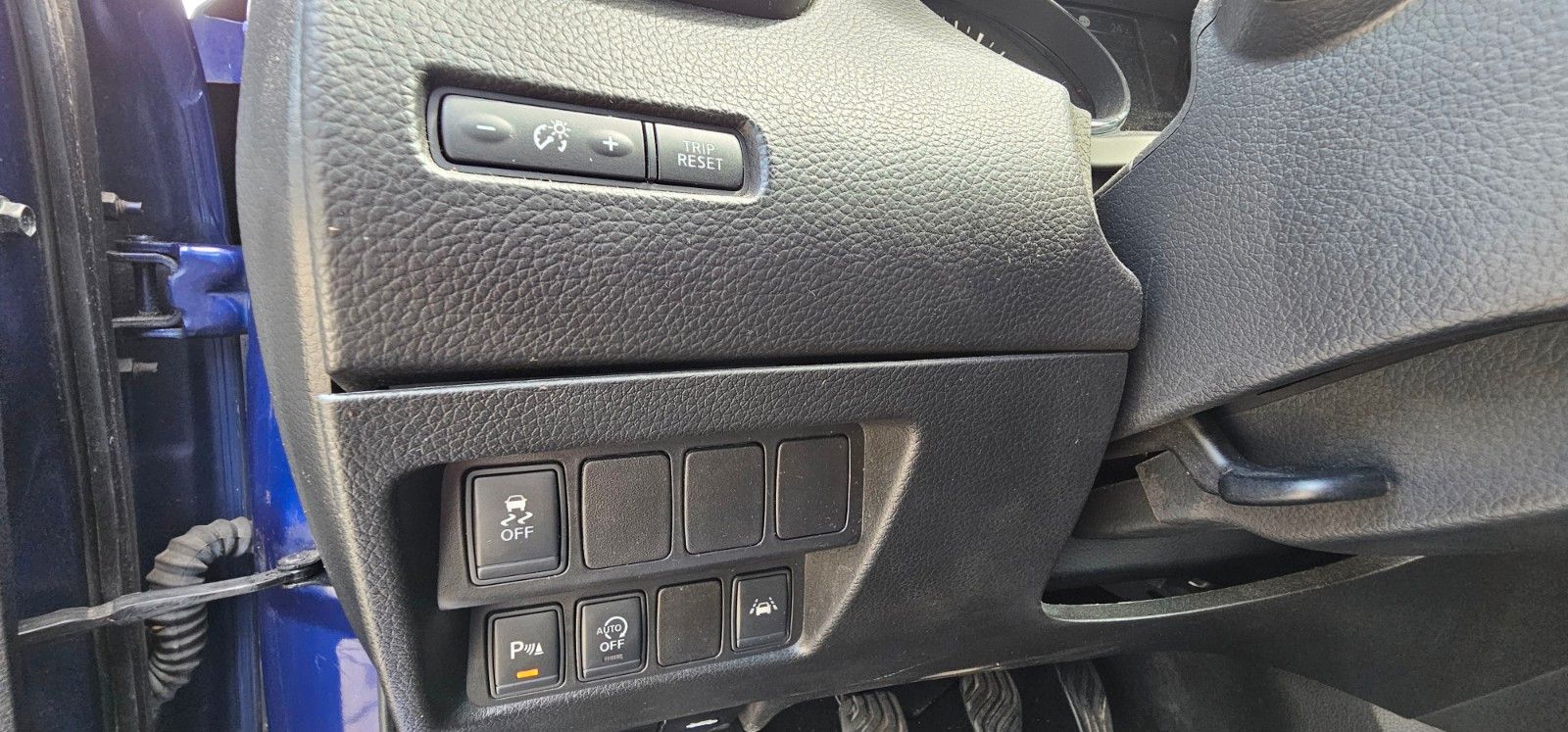 Fahrzeugabbildung Nissan Qashqai Tekna Panoramadach
