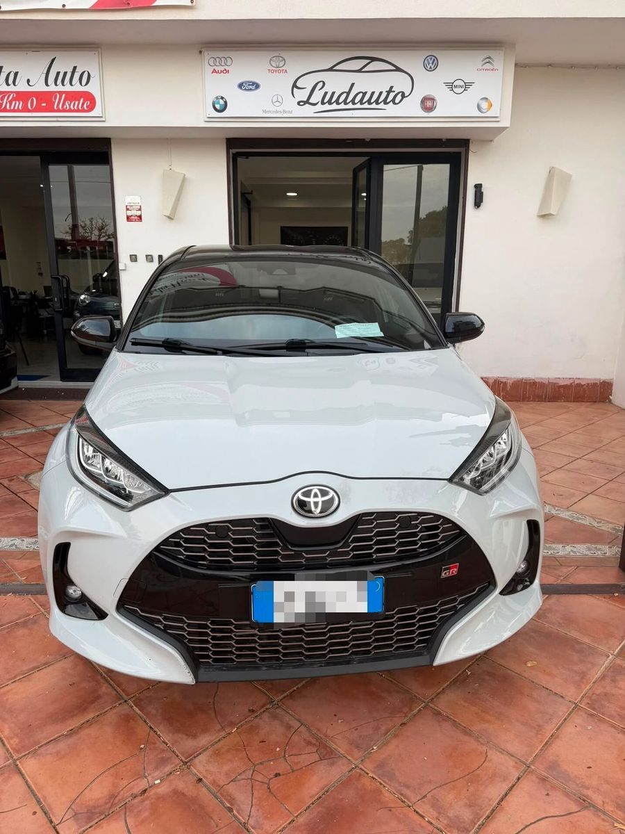 Other Toyota Yaris 1.5 Hybrid 5 porte GR Sport imagem 3