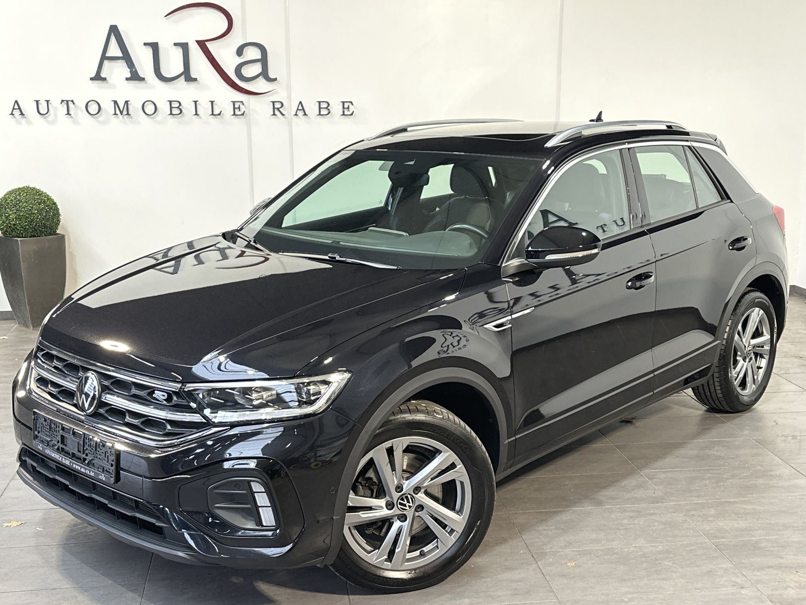Fahrzeugabbildung Volkswagen T-Roc R-Line 4Motion NAV+IQ-LIGHT+AHK+PANO+KAM