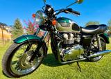 Triumph Bonnville T100 Classic Bike in Top Zustand - TRIUMPH CLASSIC
