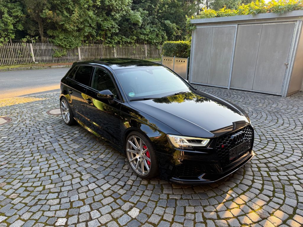 Image of Audi RS3