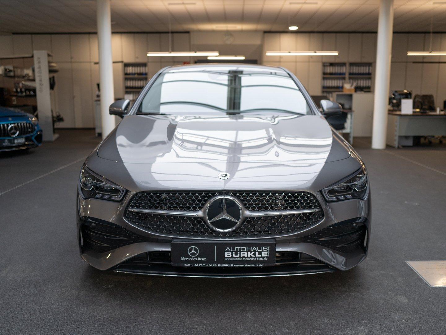 Mercedes-Benz CLA 200 AMG Edition,MULTIB,360°,Distr,AHK,Winter