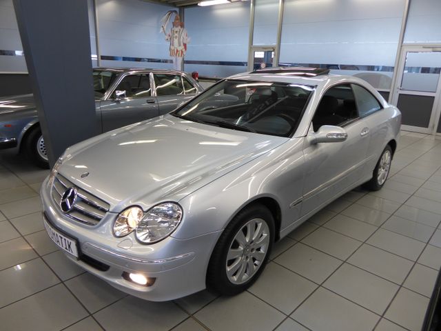 Mercedes-Benz CLK 200 Coupé Navi SHZ Schiebedach Klima PDC