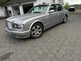 Bentley Arnage, der letzte RR im Brief, orig. 18.700 KM - Bentley Arnage mit Benzin-Antrieb
