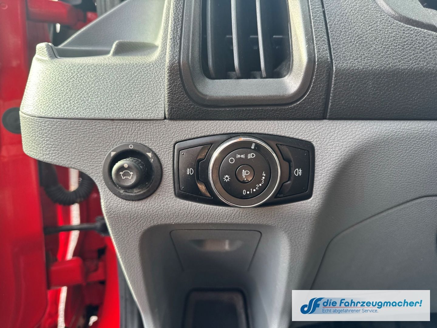 Fahrzeugabbildung Ford Transit Kombi 350 L3 Trend 2.2 TDCi DPF *7185 *K