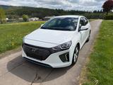 Hyundai IONIQ Ioniq Style Plug-In Hybrid - Hyundai IONIQ: Style