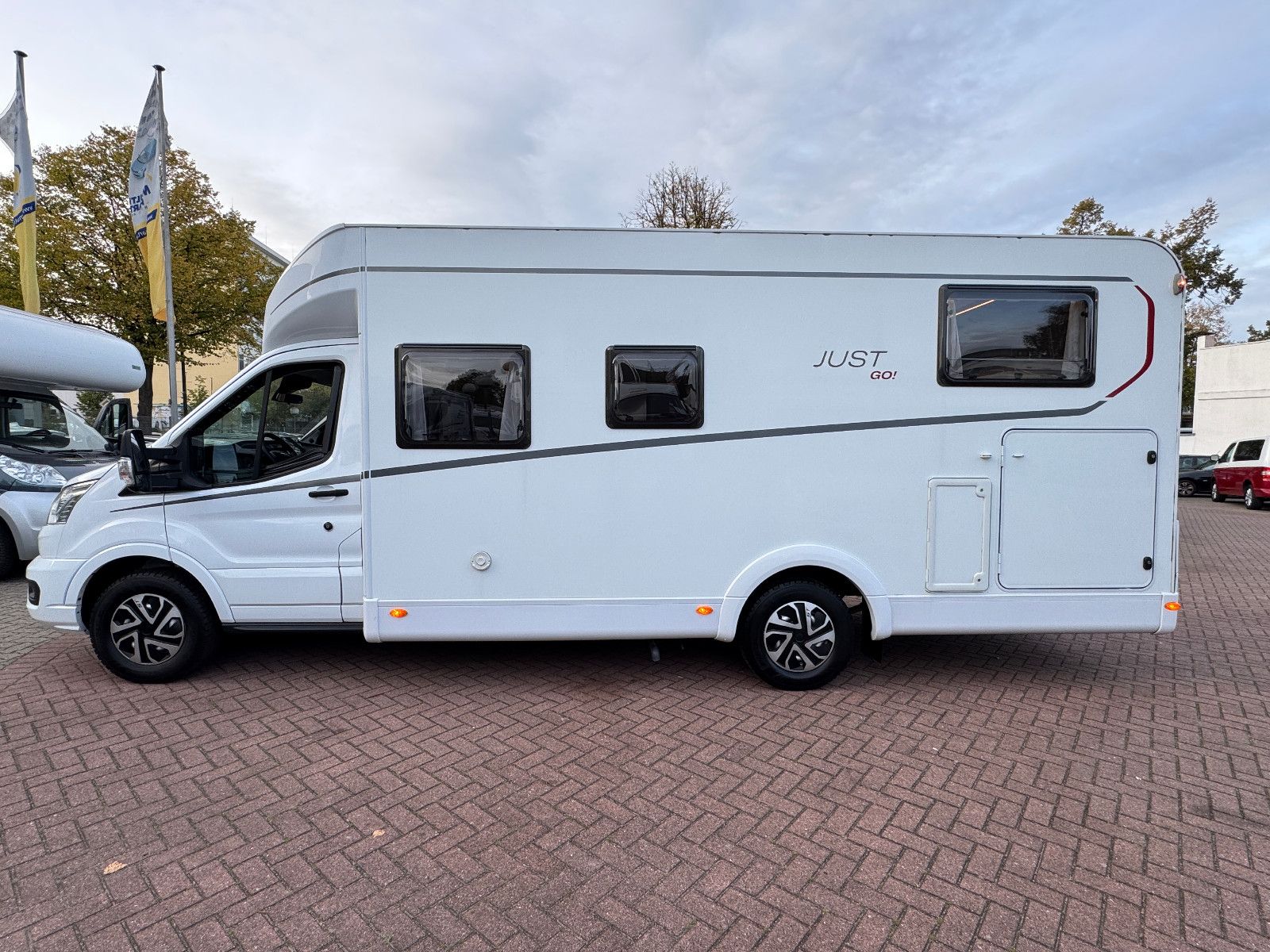 Fahrzeugabbildung Dethleffs Just Go T 7055 EB AUTOMATIK HUBBET CLESANA WC 1H