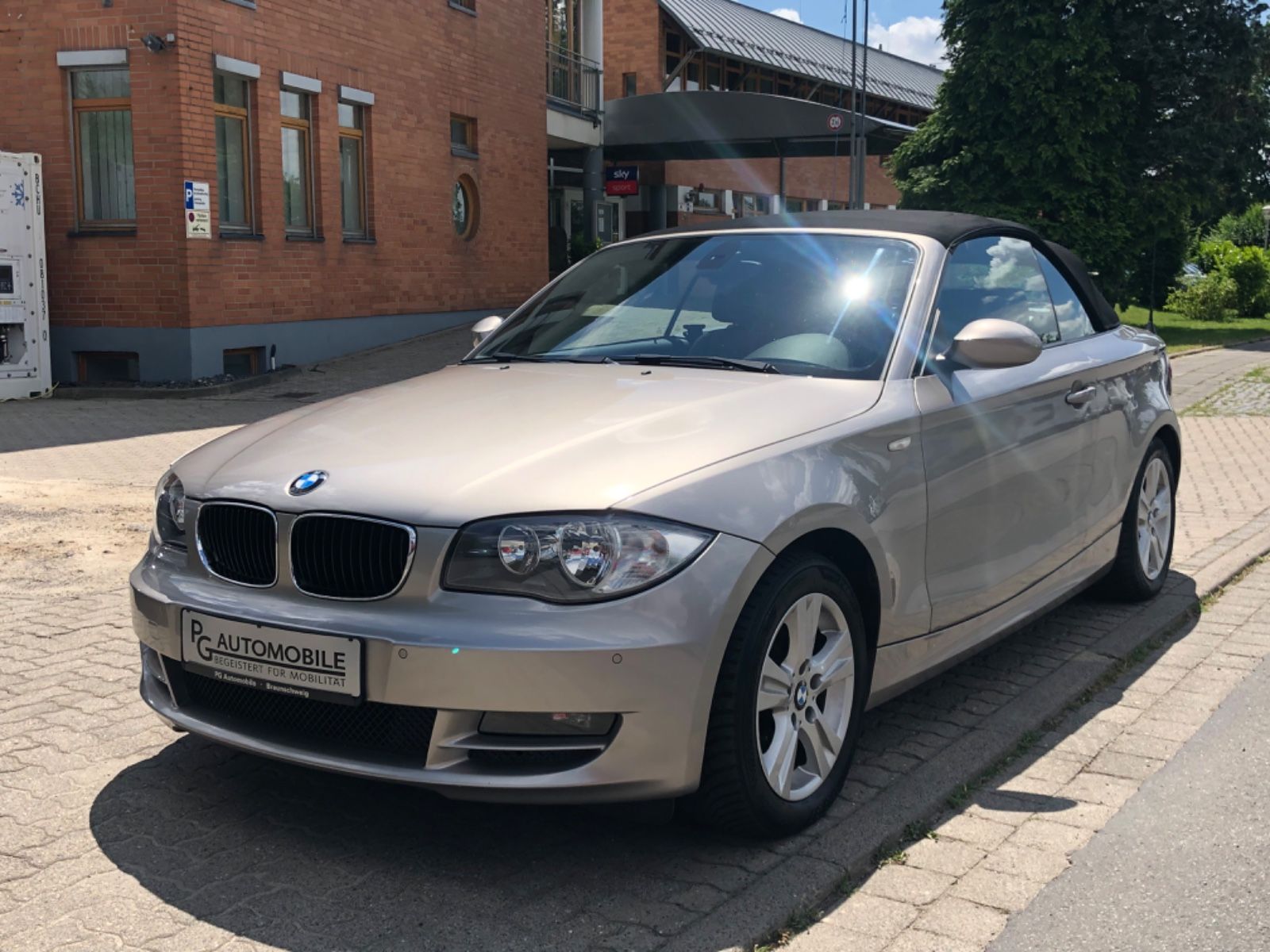 BMW BMW 118 1 Cabrio Advantage-Paket Leder