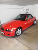 BMW Z3 1.8  in sehr gutem Zustand  - rote BMW Z3