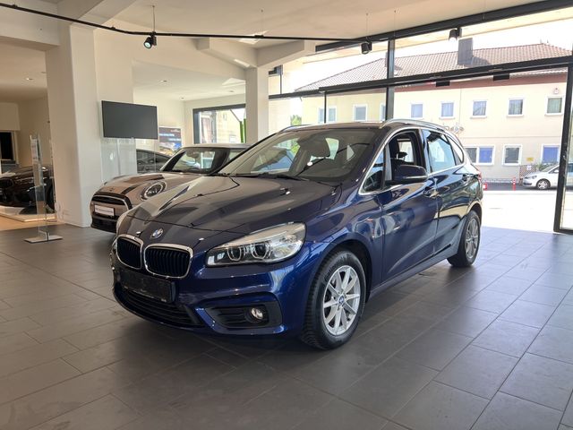 BMW 220i Advantage HiFi LED Pano Dach Navi Shz