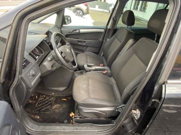 Bild 13 Opel ZAFIRA B FAMILY PLUS AHK XENON KLEINE MÄNGEL