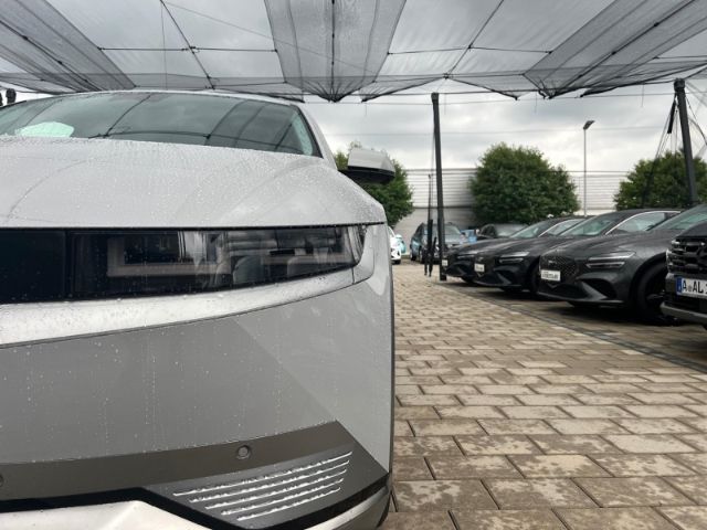 Fahrzeugabbildung Hyundai IONIQ 5 Uniq Elektro Rrelax-Paket+20 Zoll Alufel