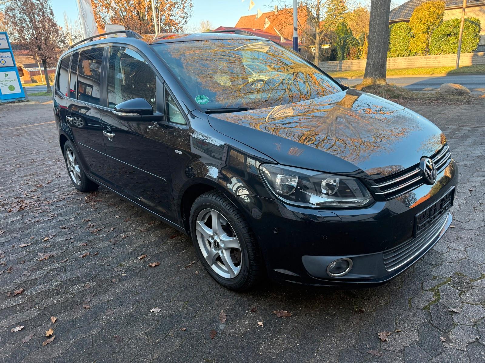Volkswagen Touran 1.4TSI,DSG,MATCH.Tuv Neu.Automatik.Panora