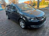 Volkswagen Touran 1.4TSI,DSG,MATCH.Tuv Neu.Automatik.Panora - Volkswagen Touran Match mit Benzin-Antrieb