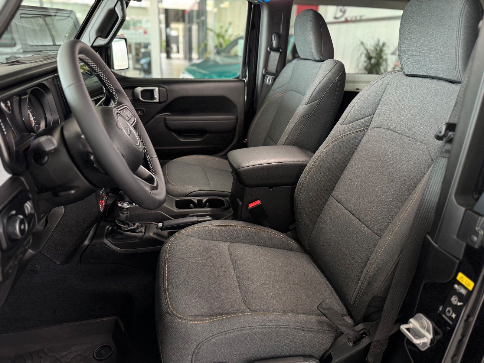 Fahrzeugabbildung Jeep Wrangler WILLYS 2.0 T-GDI 4x4 MY25 "AHK"