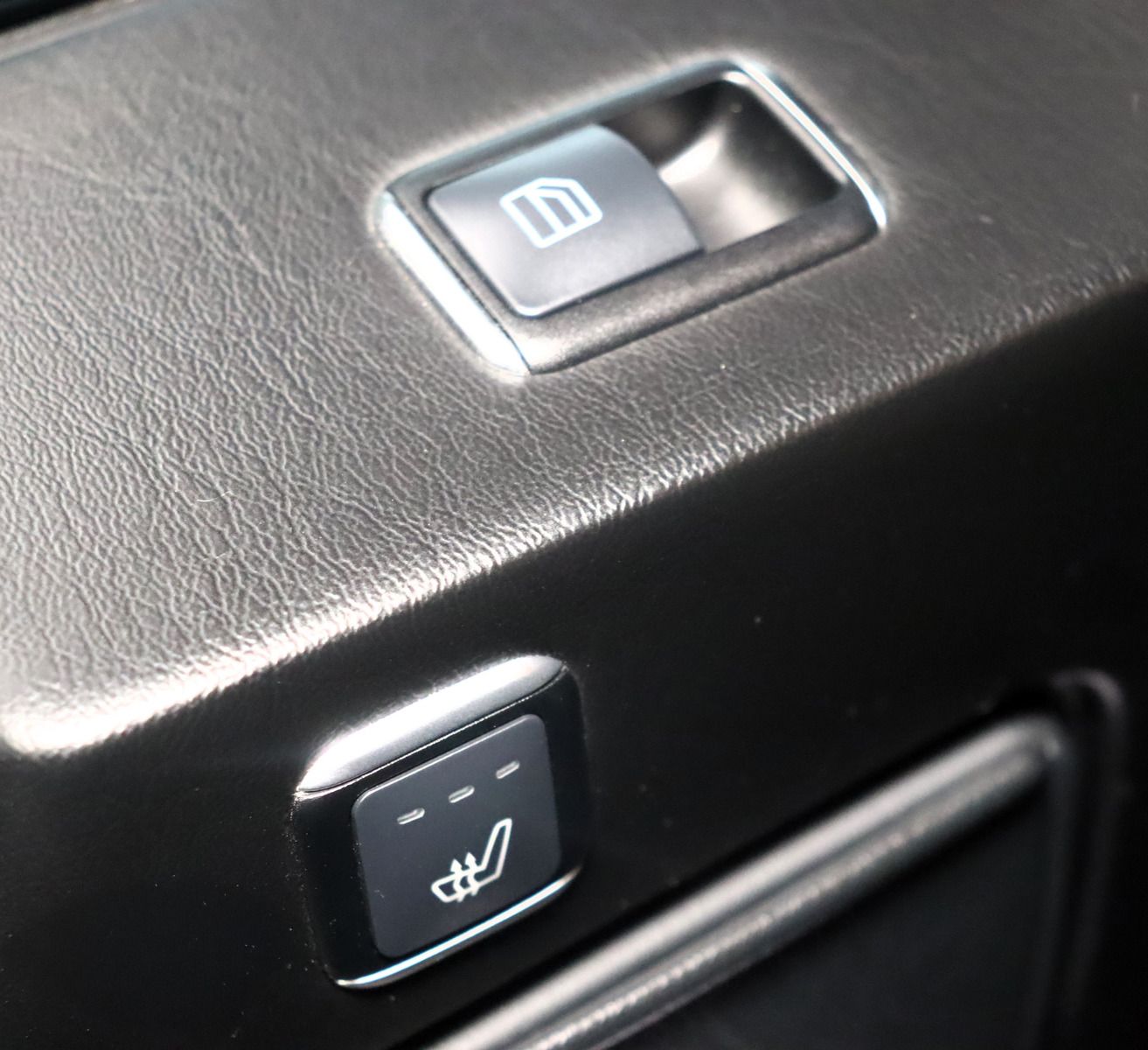 Fahrzeugabbildung Mercedes-Benz G 65 AMG * Standhzg. * DIS *