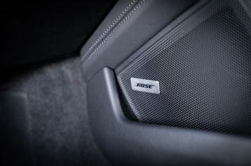 Porsche 992 Carrera 4S Cabriolet | PDCC | BOSE | 18Wege