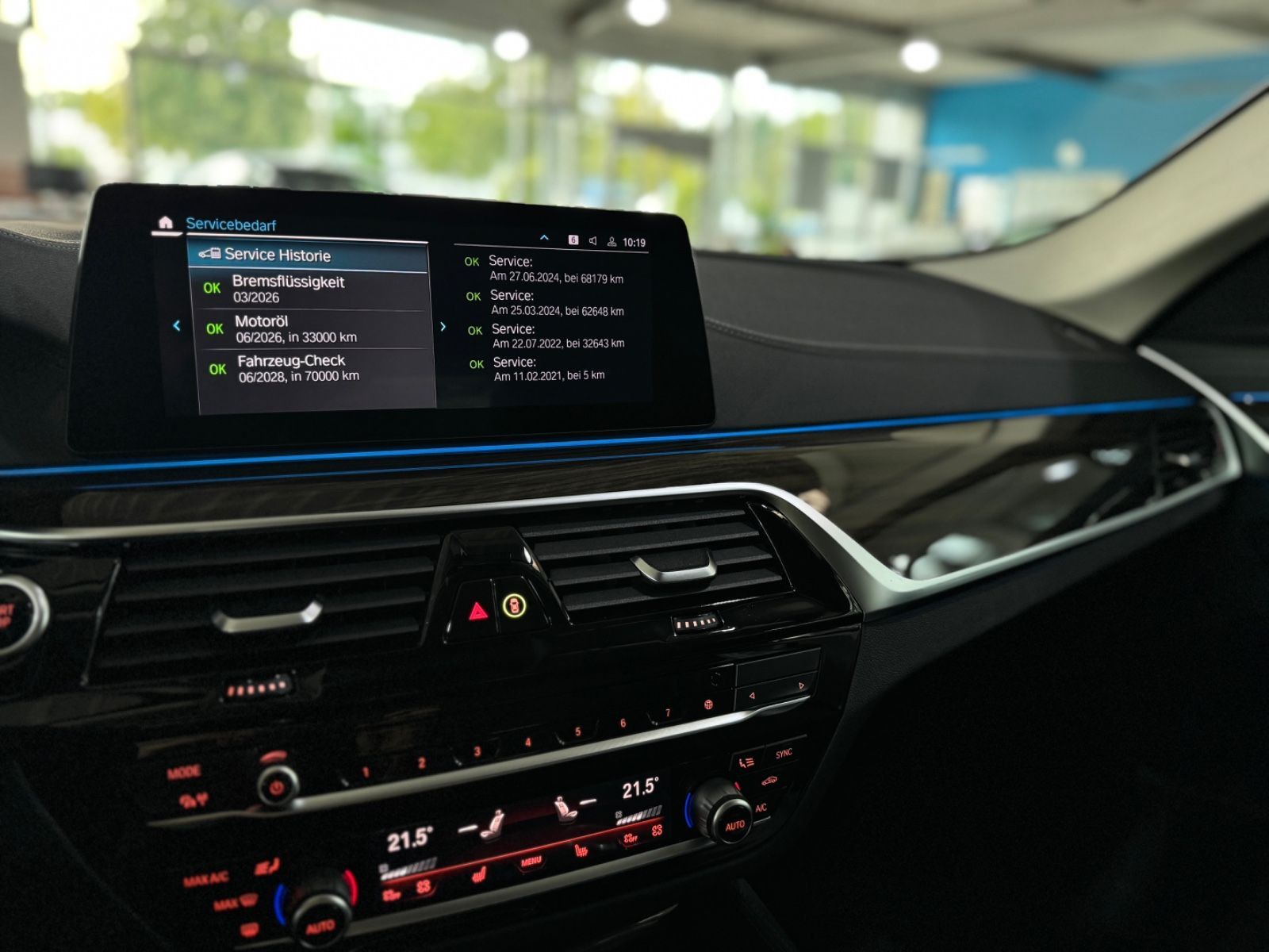 Fahrzeugabbildung BMW 530e xD Luxury Line 360° HUD Laser DAB Komfort