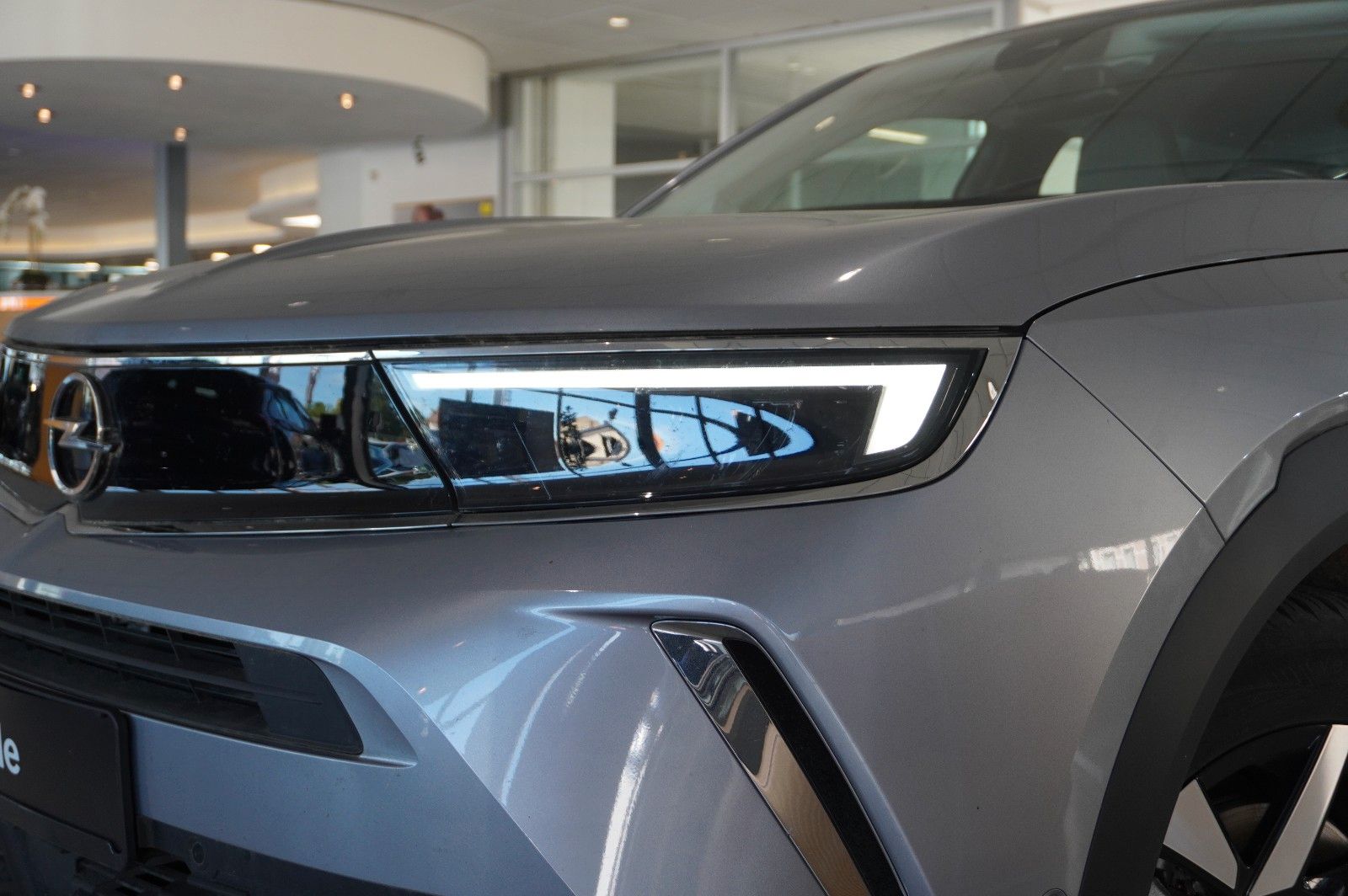 Fahrzeugabbildung Opel Mokka-e ELEGANCE 3-PHASIG NAVI/LED/VIRTU/SHZ/DAB