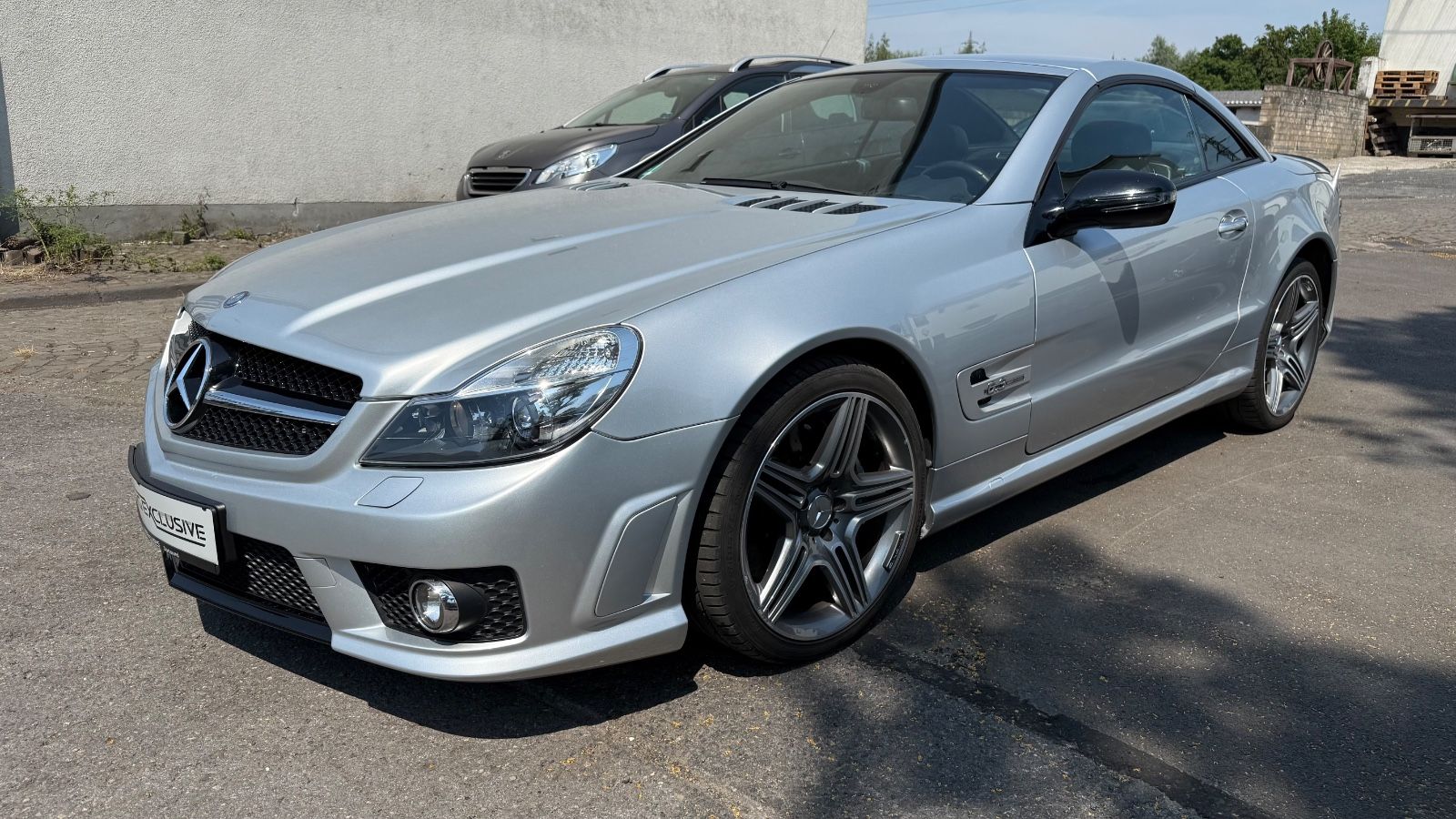 Fahrzeugabbildung Mercedes-Benz SL 63 AMG