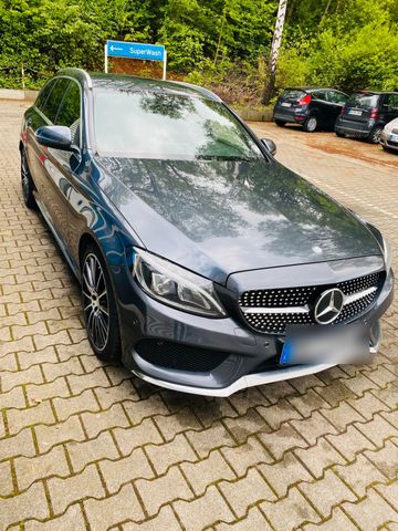 Mercedes-Benz C250 CDI. 4Matic AMG Line Bluetec