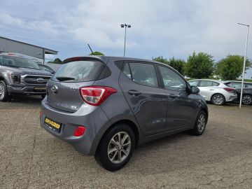 Bild 5 Hyundai i10 Intro Edition 1.2 SHZ LenkradHZG Alarm Tel.-
