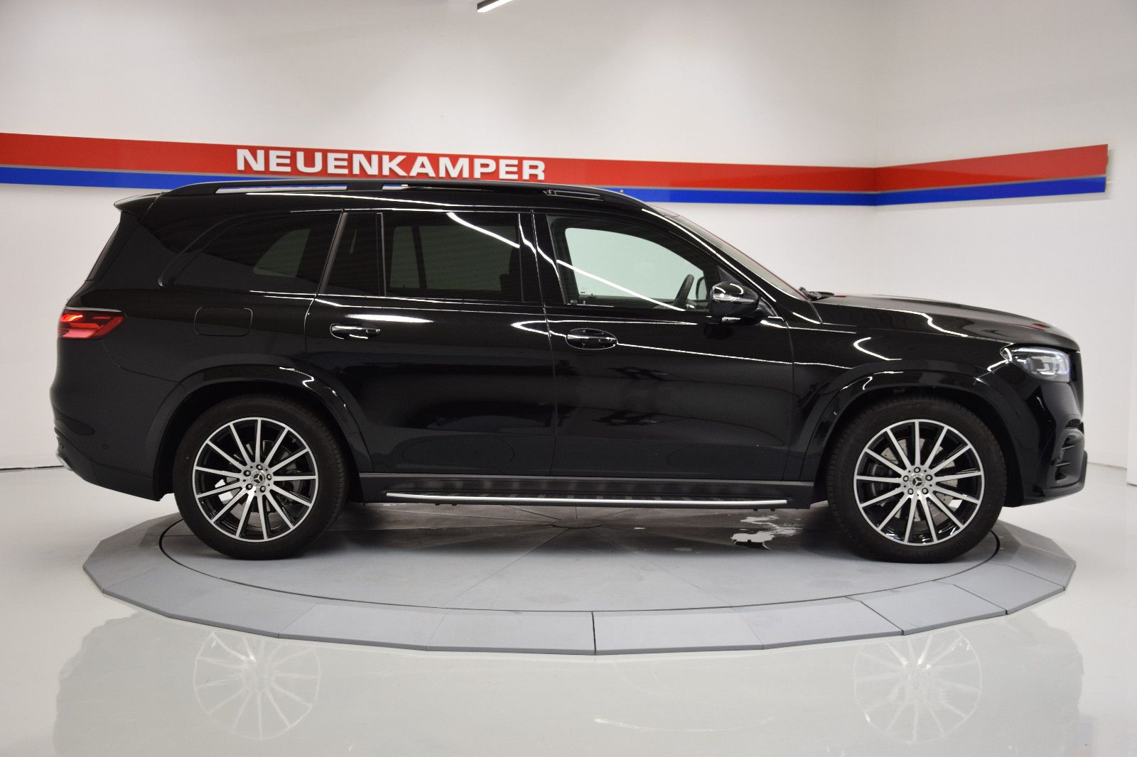 Fahrzeugabbildung Mercedes-Benz GLS 450 d 4Matic AMG Panorama ACC 22`` Sofort