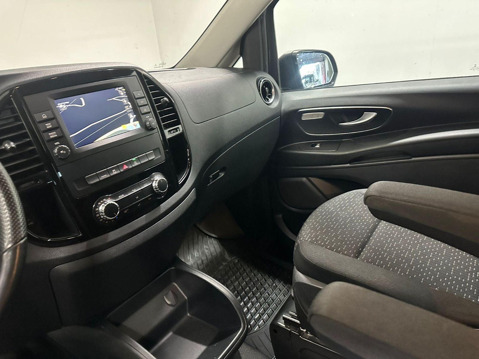 Fahrzeugabbildung Mercedes-Benz Vito  114 4MATIC Tourer Pro Lang*EDITION*AHK*